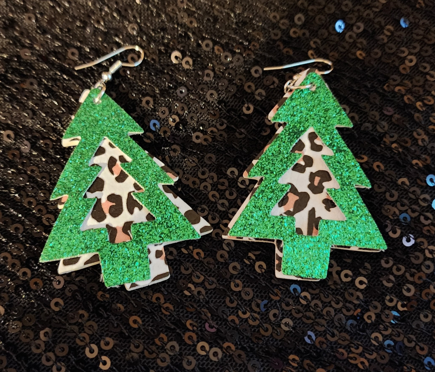 EVERGREEN WISH EARRINGS