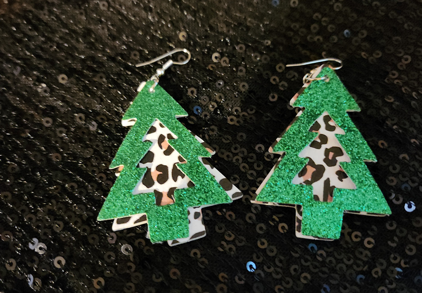 EVERGREEN WISH EARRINGS