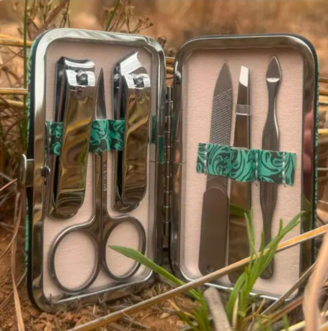 Tooled in Turquoise Manicure Set